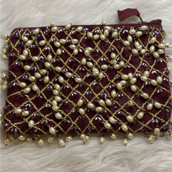 Handbags - Pearl clutch